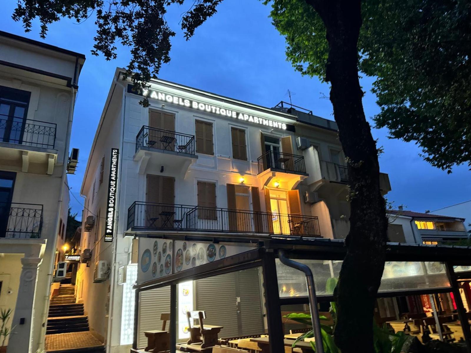 Boutique Apartments "7 Angels" ซริกเวนิซา ภายนอก รูปภาพ
