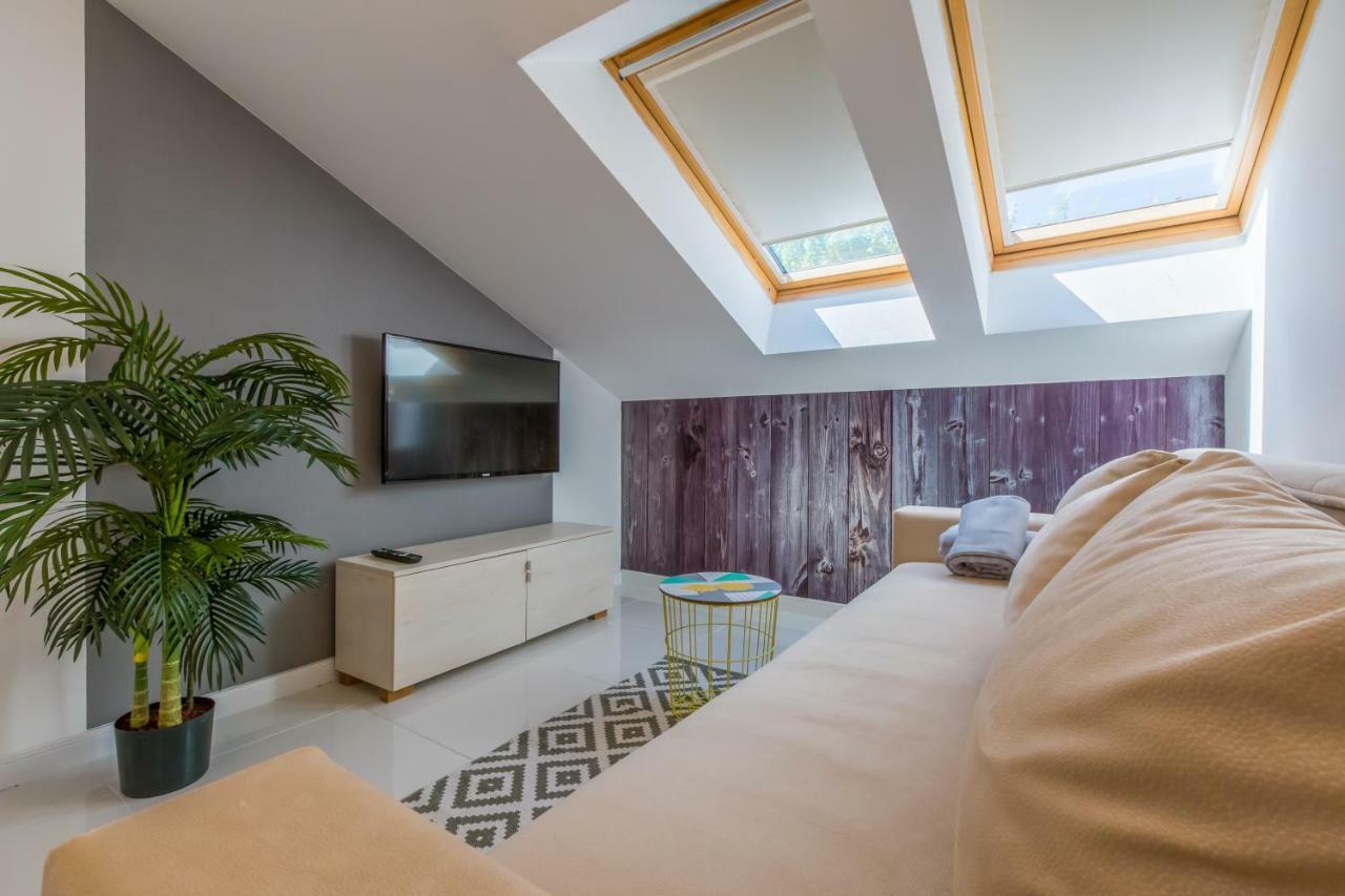Boutique Apartments "7 Angels" ซริกเวนิซา ภายนอก รูปภาพ