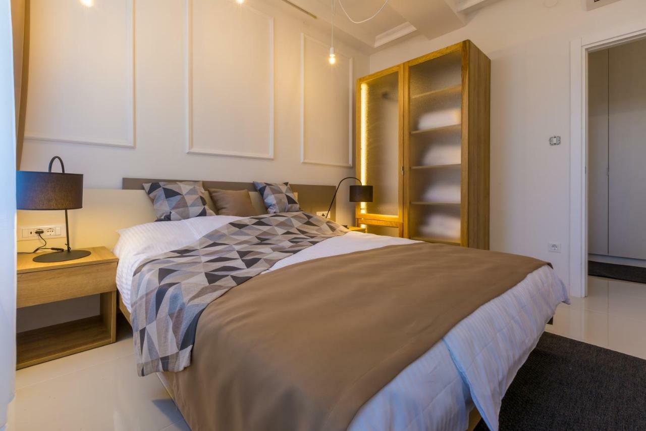 Boutique Apartments "7 Angels" ซริกเวนิซา ภายนอก รูปภาพ