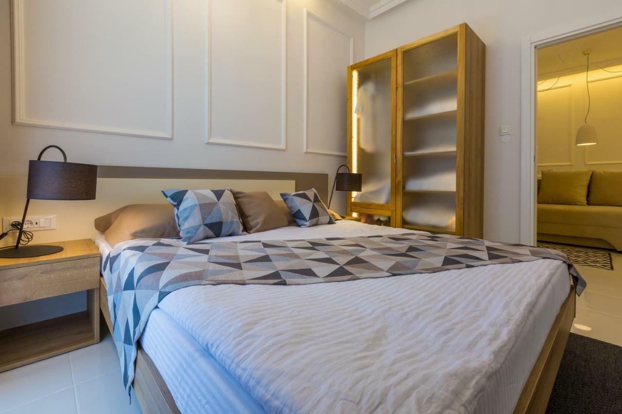 Boutique Apartments "7 Angels" ซริกเวนิซา ภายนอก รูปภาพ