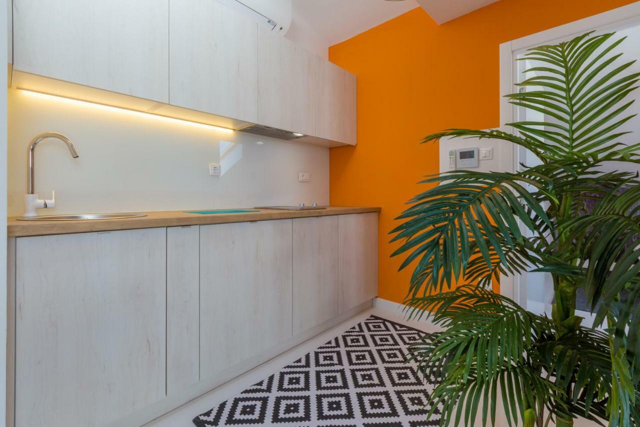 Boutique Apartments "7 Angels" ซริกเวนิซา ภายนอก รูปภาพ