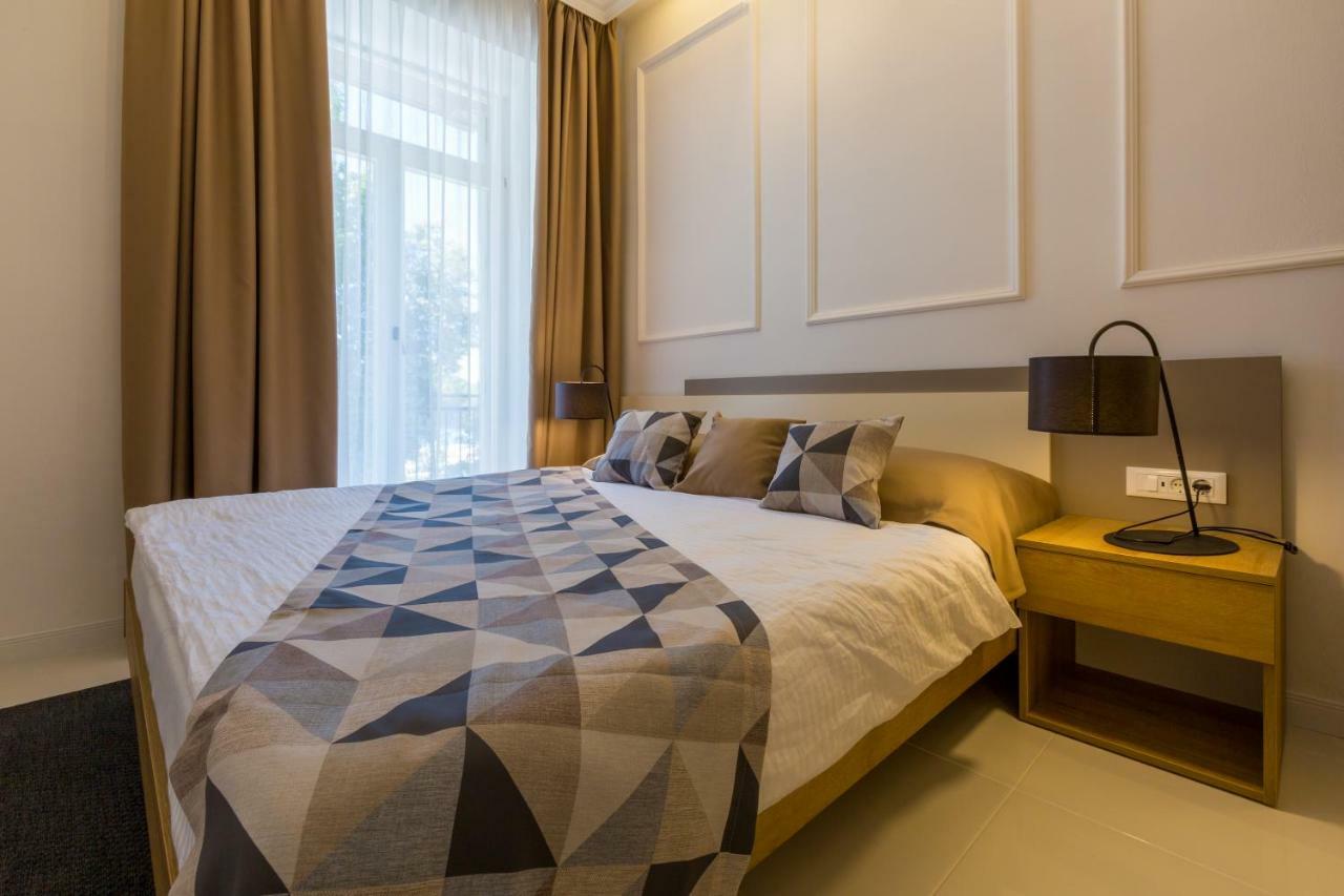 Boutique Apartments "7 Angels" ซริกเวนิซา ภายนอก รูปภาพ