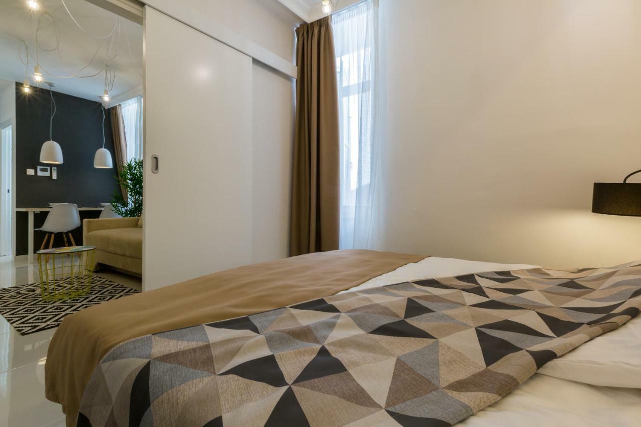 Boutique Apartments "7 Angels" ซริกเวนิซา ภายนอก รูปภาพ