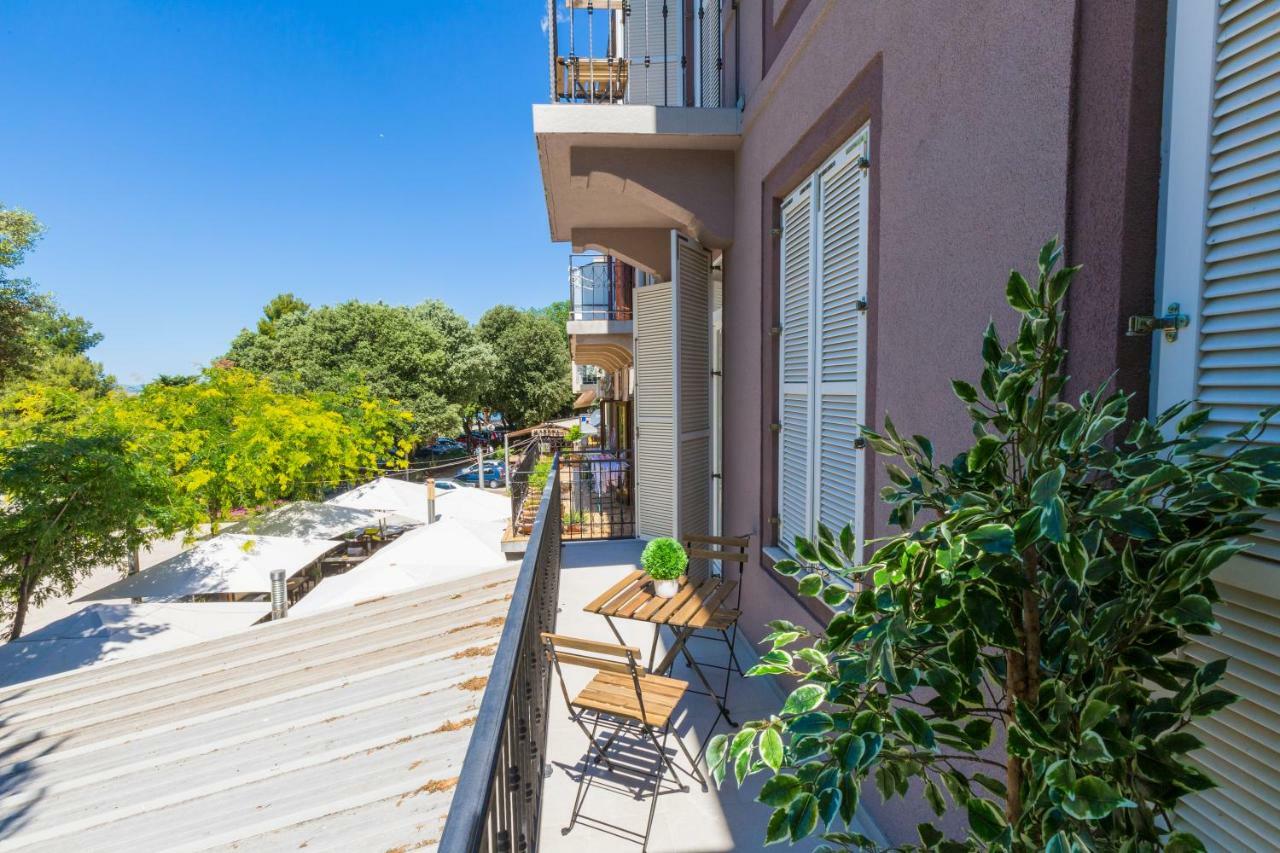 Boutique Apartments "7 Angels" ซริกเวนิซา ภายนอก รูปภาพ