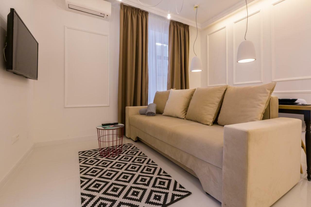 Boutique Apartments "7 Angels" ซริกเวนิซา ภายนอก รูปภาพ